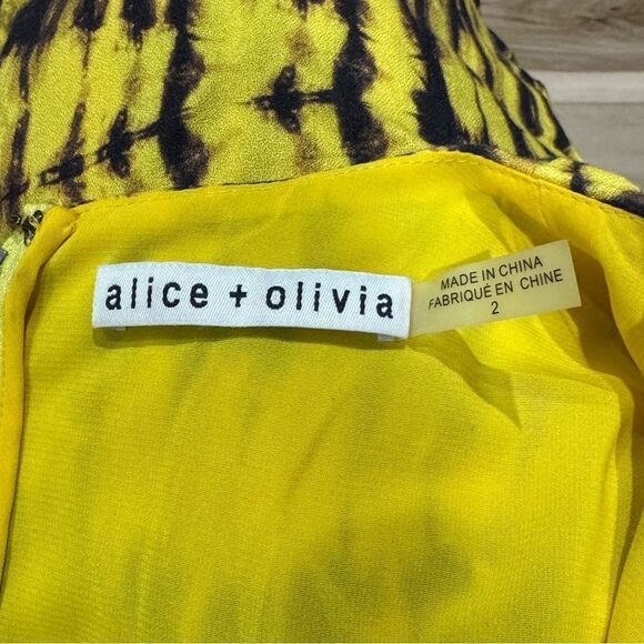 Alice + Olivia Winnie Black And Yellow Romper Women’s 2 - Picture 5 of 5